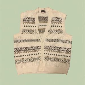 ⛅️vintage fair isle printed sweater vest